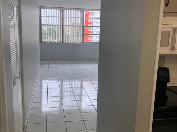 1351 NE Miami Gardens Dr 503E, Miami FL 33179