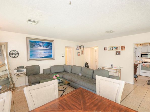 10361 NW 36th St, Coral Springs FL 33065