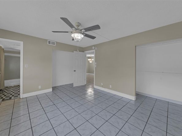 7830 NW 33rd St 504, Hollywood FL 33024