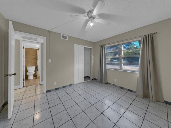 7830 NW 33rd St 504, Hollywood FL 33024