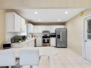 3260 NW 66th St, Fort Lauderdale FL 33309