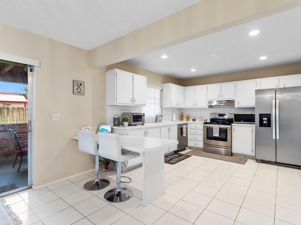 3260 NW 66th St, Fort Lauderdale FL 33309