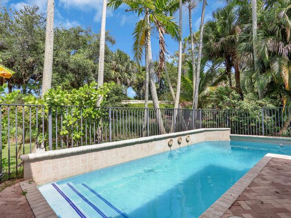 1726 Nature Court, Palm Beach Gardens FL 33410