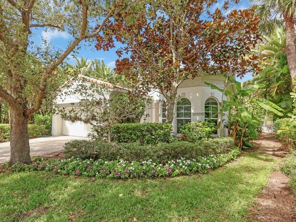 1726 Nature Court, Palm Beach Gardens FL 33410