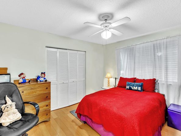 11240 Reveille Rd, Cooper City FL 33026