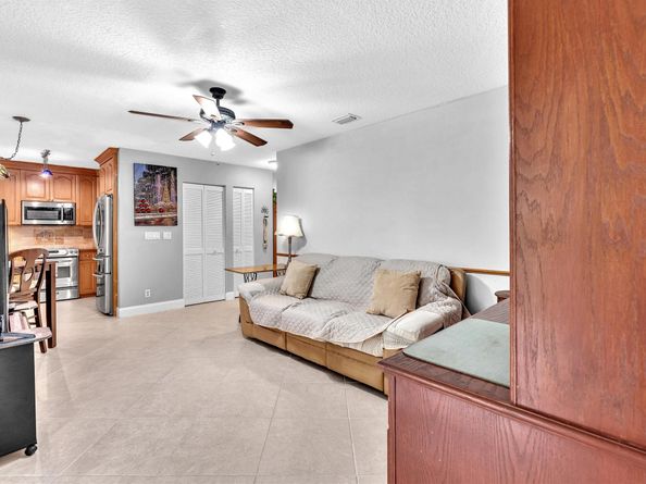 11240 Reveille Rd, Cooper City FL 33026