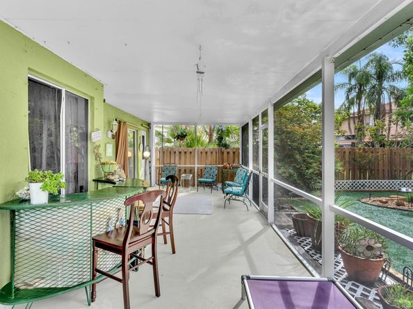 11240 Reveille Rd, Cooper City FL 33026