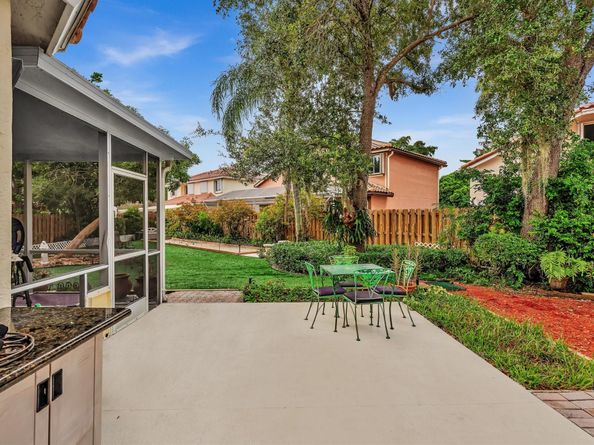 11240 Reveille Rd, Cooper City FL 33026