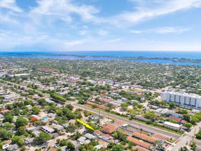1215 18th Avenue N, Lake Worth Beach FL 33460