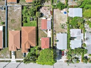 1215 18th Avenue N, Lake Worth Beach FL 33460