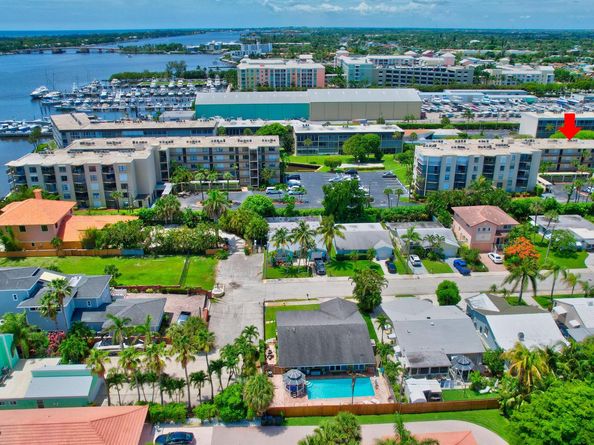 890 N Federal Highway 206, Lantana FL 33462