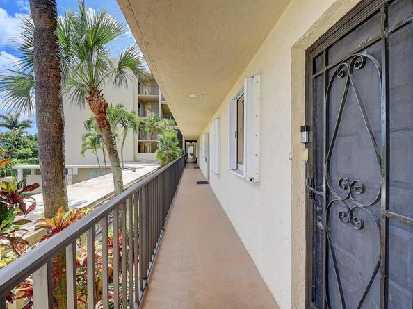 890 N Federal Highway 206, Lantana FL 33462