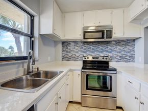 890 N Federal Highway 206, Lantana FL 33462