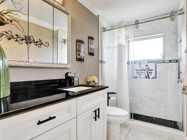 5730 Fernley Drive E 15, West Palm Beach FL 33415
