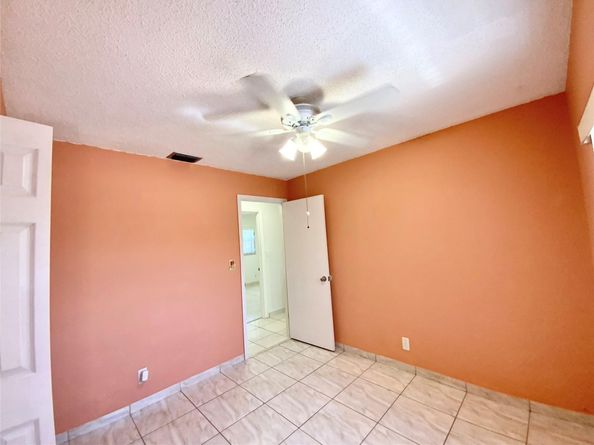 1104 Pinehurst, North Lauderdale FL 33068