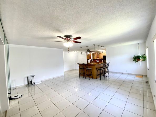 1104 Pinehurst, North Lauderdale FL 33068