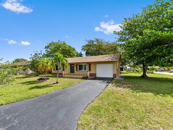 7000 NW 95th Terrace, Tamarac FL 33321