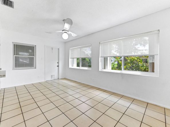 7000 NW 95th Terrace, Tamarac FL 33321