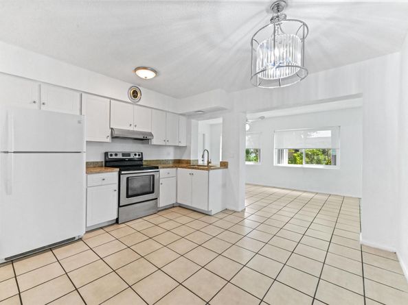 7000 NW 95th Terrace, Tamarac FL 33321