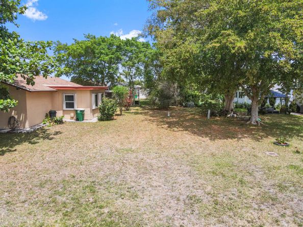 7000 NW 95th Terrace, Tamarac FL 33321