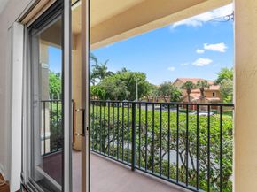 600 Scotia Drive 104, Hypoluxo FL 33462