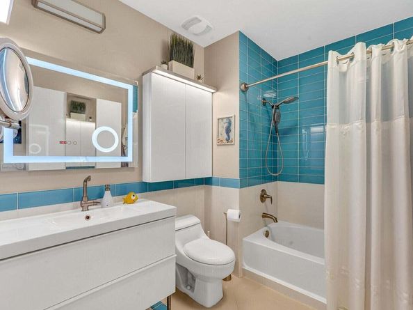 300 S Australian Avenue 409, West Palm Beach FL 33401