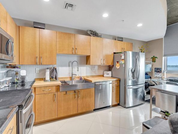 300 S Australian Avenue 409, West Palm Beach FL 33401