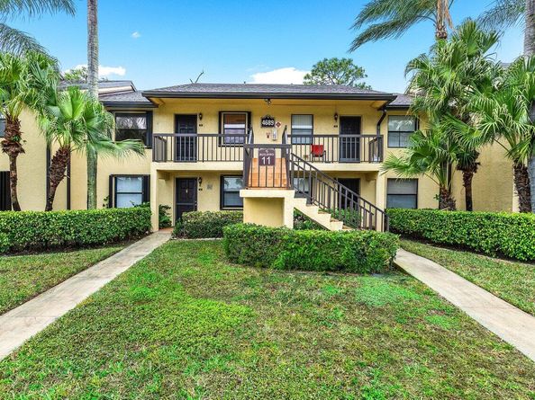 4689 Lucerne Lakes Boulevard 203, Lake Worth FL 33467