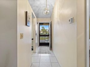 4689 Lucerne Lakes Boulevard 203, Lake Worth FL 33467