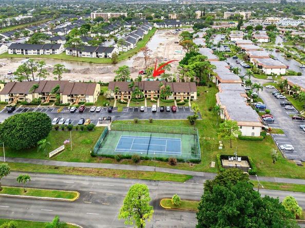 4689 Lucerne Lakes Boulevard 203, Lake Worth FL 33467