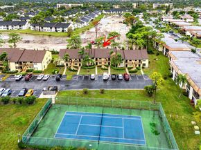 4689 Lucerne Lakes Boulevard 203, Lake Worth FL 33467