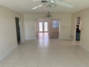 8604 N Campanelli Blvd, Plantation FL 33322