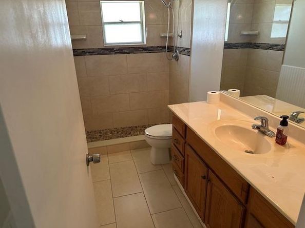 8604 N Campanelli Blvd, Plantation FL 33322