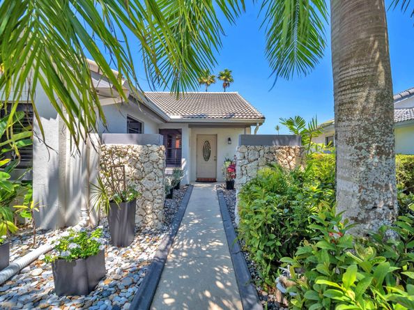 2097 Montpeliar, Weston FL 33326