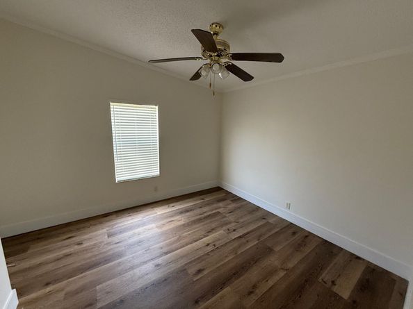 8648 SW 16th Pl, Davie FL 33324