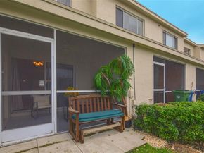 16749 Hemingway Dr 16749, Weston FL 33326