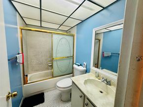 3070 NW 48th Ter 307, Lauderdale Lakes FL 33313