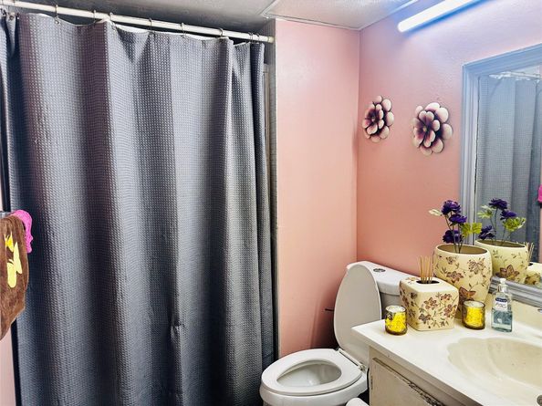 3070 NW 48th Ter 307, Lauderdale Lakes FL 33313