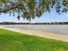 10727 Lake Shore Drive, Wellington FL 33414