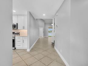 10727 Lake Shore Drive, Wellington FL 33414