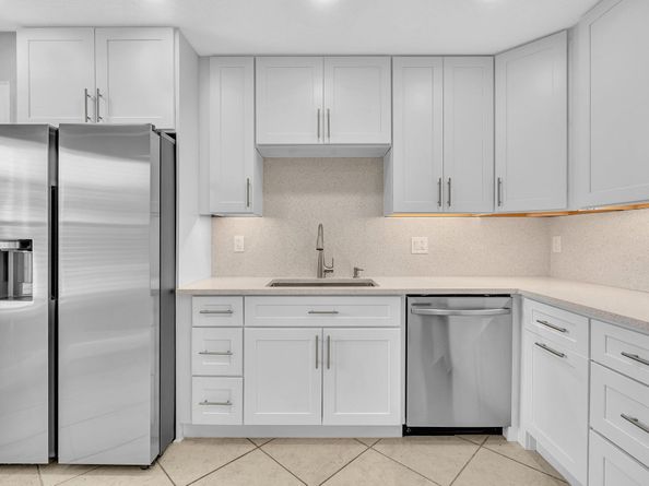 10727 Lake Shore Drive, Wellington FL 33414
