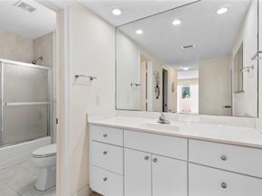 3753 Oaks Clubhouse Dr 3753, Pompano Beach FL 33069