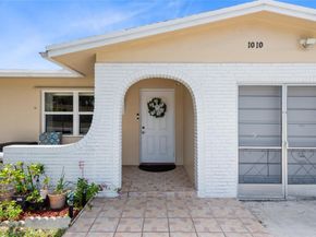 1010 NW 49th Ct, Deerfield Beach FL 33064