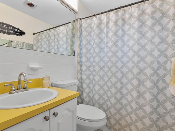1010 NW 49th Ct, Deerfield Beach FL 33064