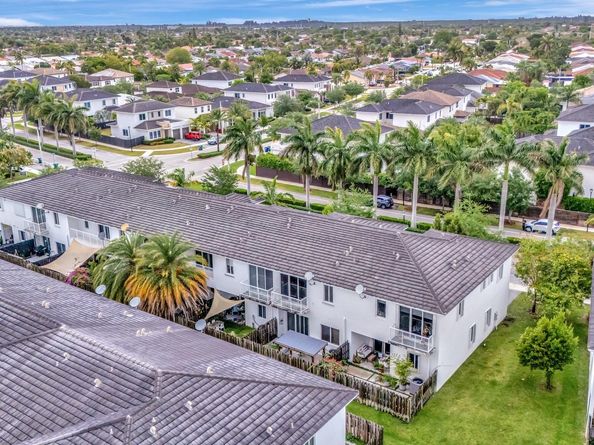 17624 SW 149th Pl, Miami FL 33187