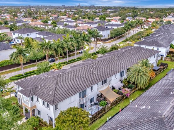 17624 SW 149th Pl, Miami FL 33187