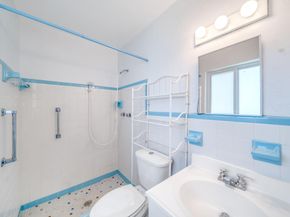 4401 NE 13th Ave, Oakland Park FL 33334