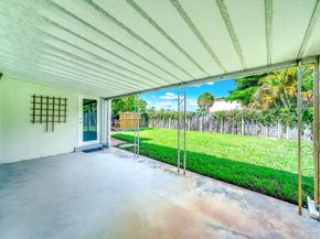 4401 NE 13th Ave, Oakland Park FL 33334