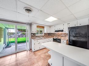 4401 NE 13th Ave, Oakland Park FL 33334