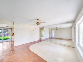 4401 NE 13th Ave, Oakland Park FL 33334